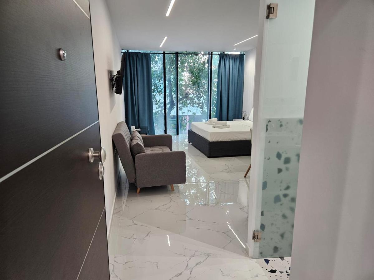 Nikis 20 Suites Athén Kültér fotó